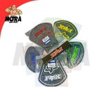 CHAPALETA GUARDABARRO LOGO FOX UNIVERSAL